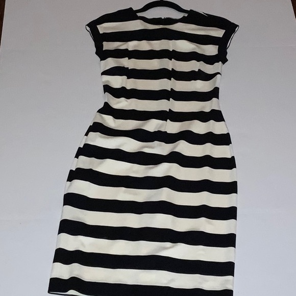NWOT Banana Republic Striped Midi Dress - Size 4 - Picture 4 of 8